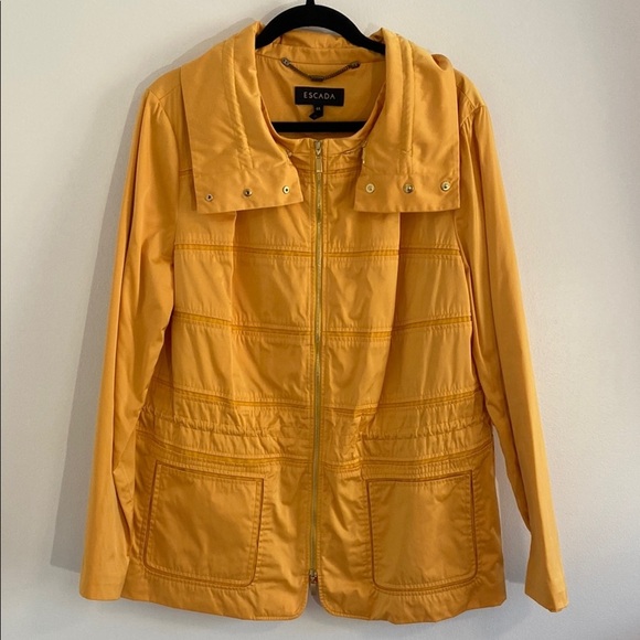 Escada Sunshine Yellow Women's Lightweight Jacket Size 44 - Large - Picture 1 of 13